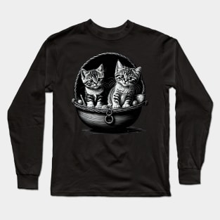 Little cats in basket Long Sleeve T-Shirt